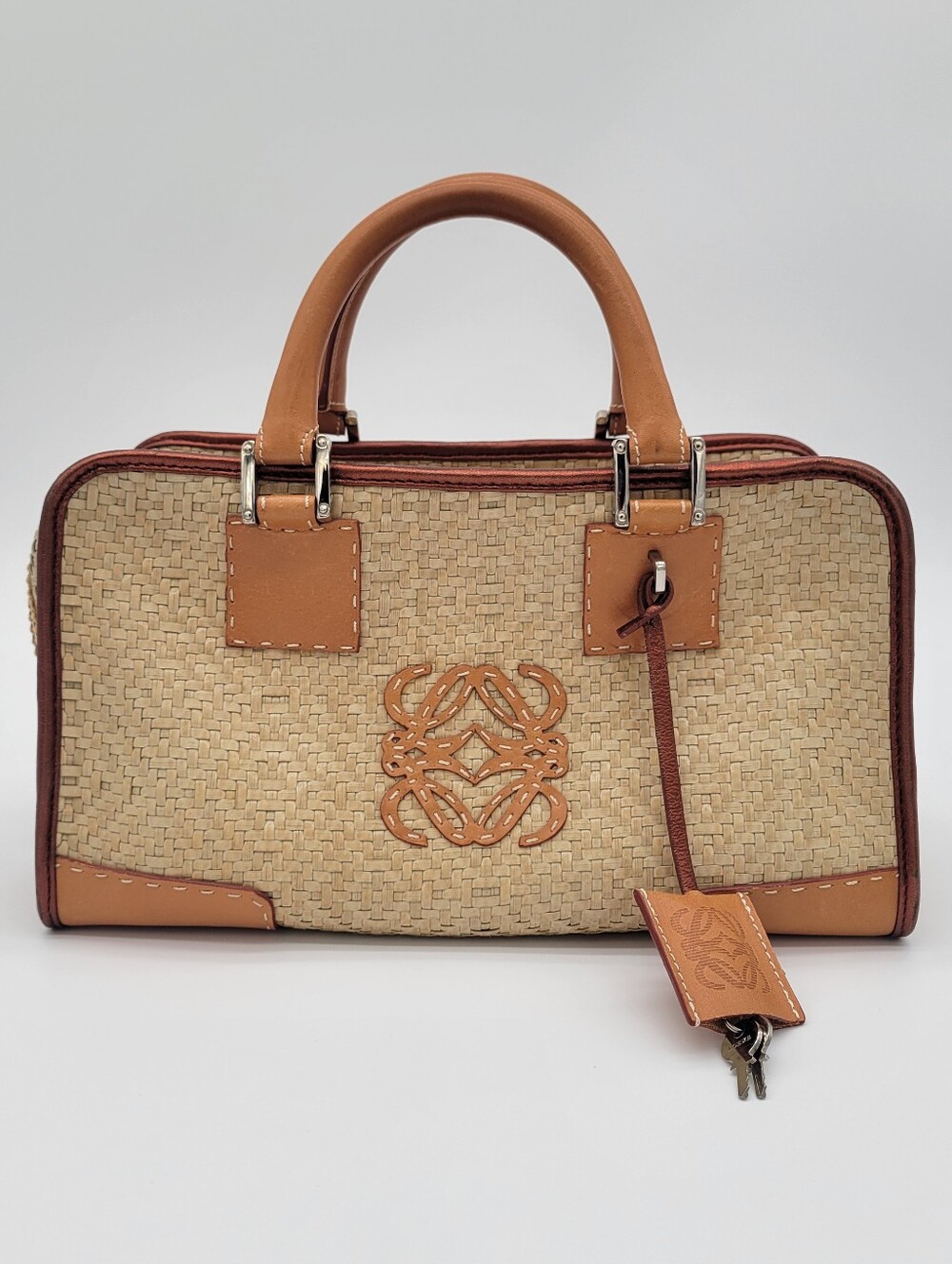 Loewe Raffia Amazona 28